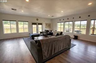 19 Inverness Rd, Goldendale, WA 98620 - Photo 16