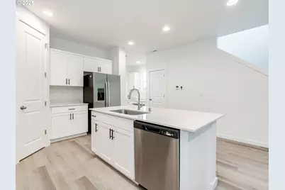 2125 SW 5th Pl, Battle Ground, WA 98604 - Photo 8