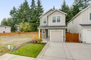 2125 SW 5th Pl, Battle Ground, WA 98604 - Photo 2