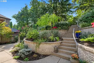 1214 SW Ophelia St, Portland, OR 97219 - Photo 36