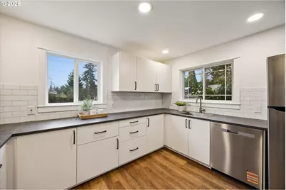 4563 NE 47th Ave #1, Portland, OR 97218 - Photo 6