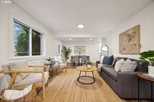 4563 NE 47th Ave, Portland, OR 97218 - Photo 2