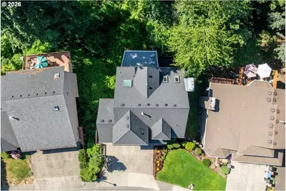 10714 SW Tualatin Dr, Portland, OR 97224 - Photo 26
