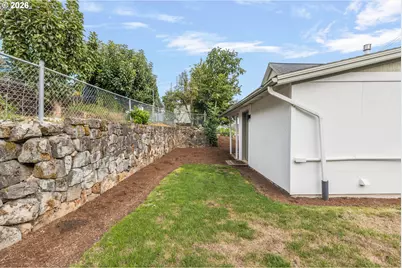 412 Dimick St, Oregon City, OR 97045 - Photo 26