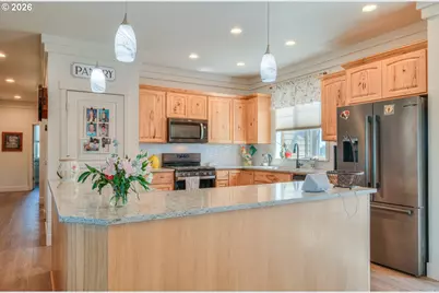 60900 Jennings Rd, Bend, OR 97702 - Photo 12