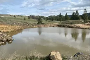 10 Buttercup Ln, Lyle, WA 98635 - Photo 1