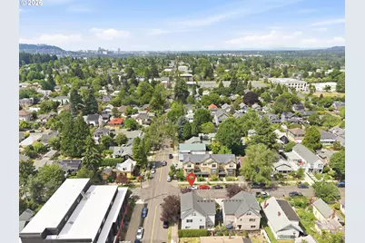 1302 SE Marion St, Portland, OR 97202 - Photo 36