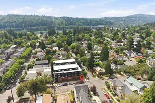 1302 SE Marion St, Portland, OR 97202 - Photo 38