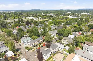 1302 SE Marion St, Portland, OR 97202 - Photo 40
