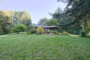 23755 NE Casavant Dr, Hillsboro, OR 97123 - Photo 40