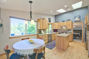 23755 NE Casavant Dr, Hillsboro, OR 97123 - Photo 10