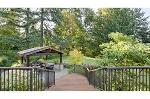 23755 NE Casavant Dr, Hillsboro, OR 97123 - Photo 38