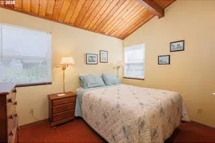 330 El Rotundo Ave, Lincoln City, OR 97367 - Photo 14