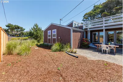 330 El Rotundo Ave, Lincoln City, OR 97367 - Photo 26