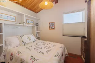 330 El Rotundo Ave, Lincoln City, OR 97367 - Photo 20
