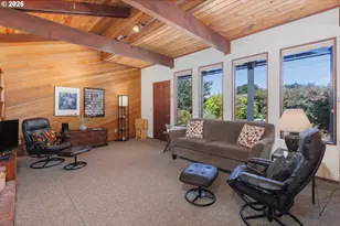 330 El Rotundo Ave, Lincoln City, OR 97367 - Photo 6