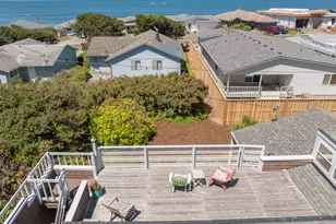 330 El Rotundo Ave, Lincoln City, OR 97367 - Photo 4