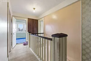 826 E 15th St, The Dalles, OR 97058 - Photo 14