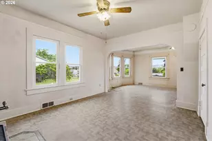 826 E 15th St, The Dalles, OR 97058 - Photo 10