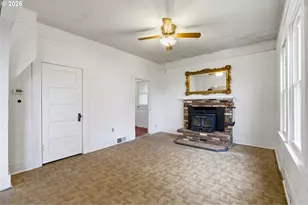 826 E 15th St, The Dalles, OR 97058 - Photo 10