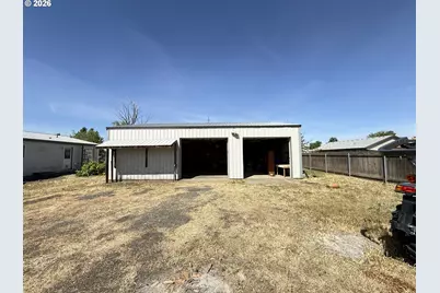 140 NW Oregon Ave, Irrigon, OR 97844 - Photo 4