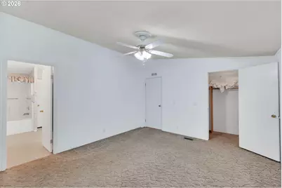 700 Pacific St, Columbia City, OR 97018 - Photo 10