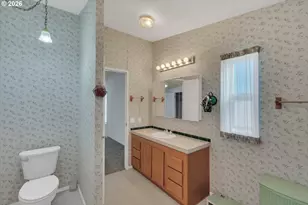 700 Pacific St, Columbia City, OR 97018 - Photo 12