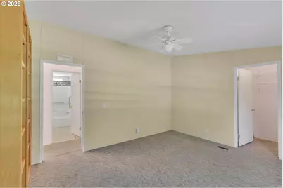700 Pacific St, Columbia City, OR 97018 - Photo 14