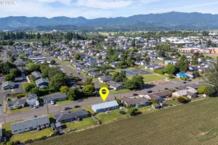 1207 9th St, Tillamook, OR 97141 - Photo 26