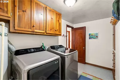 886 Polk St, Eugene, OR 97402 - Photo 20
