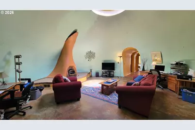 86131 Cherokee Dr, Eugene, OR 97402 - Photo 10