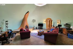 86131 Cherokee Dr, Eugene, OR 97402 - Photo 10