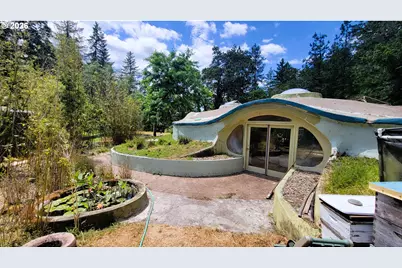 86131 Cherokee Dr, Eugene, OR 97402 - Photo 4