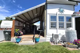 320 Tumbleweed Blvd, Irrigon, OR 97844 - Photo 2