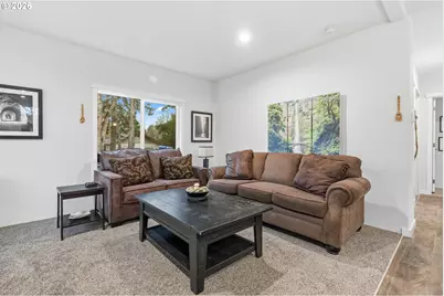 1390 Rockford Rd, Hood River, OR 97031 - Photo 4