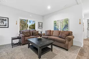 1390 Rockford Rd, Hood River, OR 97031 - Photo 4