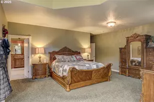 9530 S F Little Butte Circle, Eagle Point, OR 97524 - Photo 38