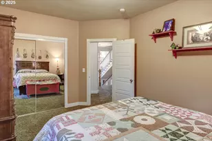 9530 S F Little Butte Circle, Eagle Point, OR 97524 - Photo 32