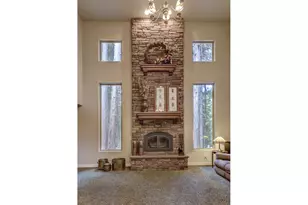 9530 S F Little Butte Circle, Eagle Point, OR 97524 - Photo 6