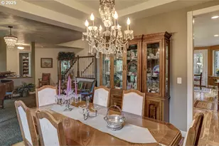 9530 S F Little Butte Circle, Eagle Point, OR 97524 - Photo 18