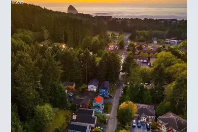 411 Elk Creek Rd, Cannon Beach, OR 97110 - Photo 2