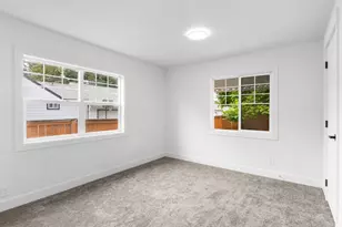 2085 Evergreen Ave NE, Salem, OR 97301 - Photo 10