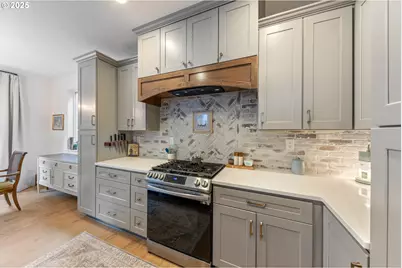 30486 SW Ruth St, Wilsonville, OR 97070 - Photo 12