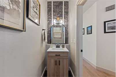 30486 SW Ruth St, Wilsonville, OR 97070 - Photo 8