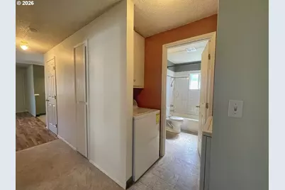 8155 N Haven Ave, Portland, OR 97203 - Photo 20