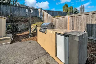 12018 NE 45th Ave, Vancouver, WA 98686 - Photo 4