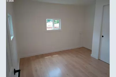 16745 SE Division St #298, Portland, OR 97236 - Photo 18