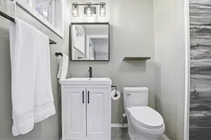 7830 SW Hemlock St, Portland, OR 97223 - Photo 22