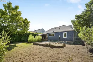 9556 N Tioga Ave, Portland, OR 97203 - Photo 42