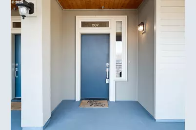 3129 N Willamette Blvd, Portland, OR 97217 - Photo 2